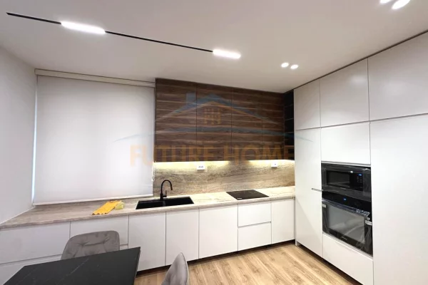 Shtepi me qera 1+1 ne Tirane - 1,250 Euro