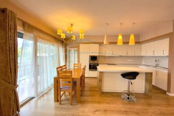 House for Rent 3+1 in Tirana - 1,400 Euro