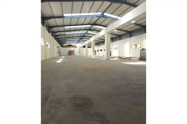 jepet me Qera, Magazine, Kombinat