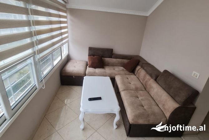 Shtepi me qera 2+1 ne Tirane - 45,000 Leke