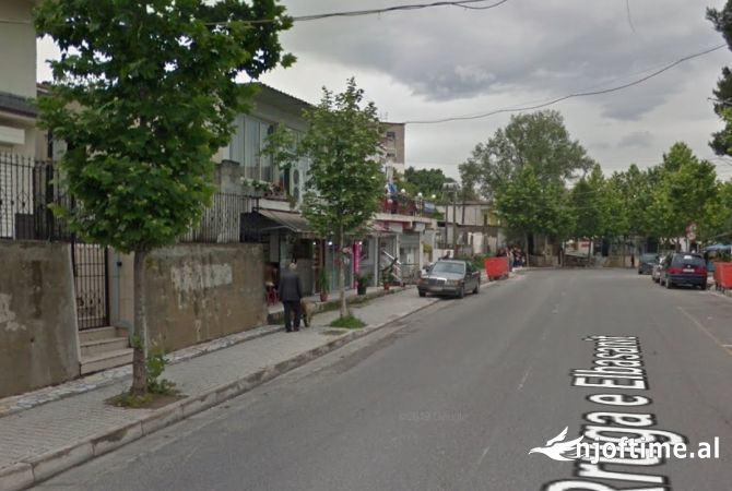 Shtepi me qera 4+1 ne Tirane - 600 Euro