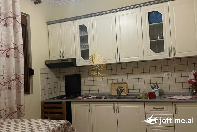 Shtepi me qera 3+1 ne Tirane - 450 Euro