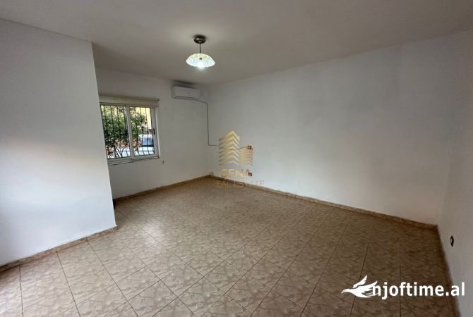 Ambient biznesi me qera 1+1 ne Tirane - 140 Euro
