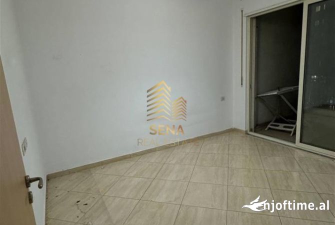 Shtepi me qera 2+1 ne Tirane - 280 Euro