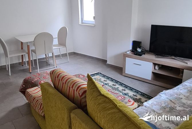 Shtepi me qera 1+1 ne Tirane - 500 Euro