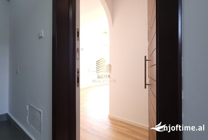 Shtepi me qera 2+1 ne Tirane - 700 Euro