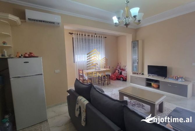 Shtepi me qera 2+1 ne Tirane - 500 Euro