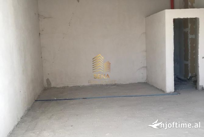 Ambient biznesi ne shitje 1+1 ne Tirane - 18,000 Euro