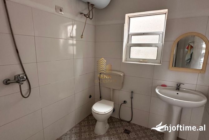 Shtepi me qera 1+1 ne Tirane - 300 Euro