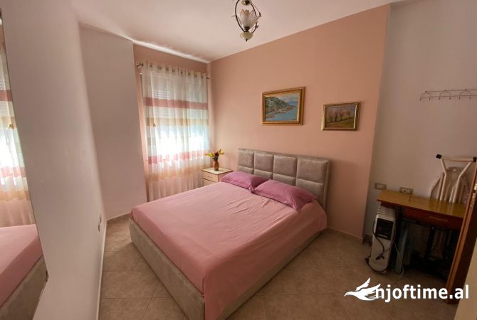 Shtepi me qera 2+1 ne Tirane - 600 Euro