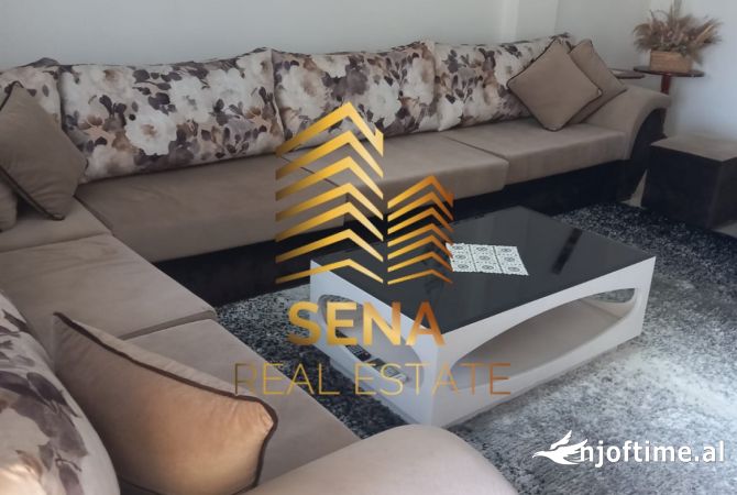 Shtepi me qera Garsoniere ne Tirane - 300 Euro