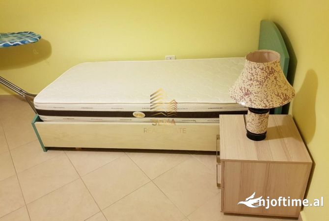 Shtepi me qera 2+1 ne Tirane - 670 Euro