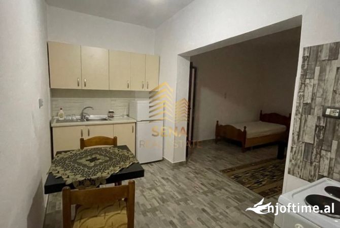 Shtepi me qera 1+1 ne Tirane - 300 Euro