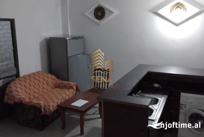 Shtepi me qera 2+1 ne Tirane - 400 Euro