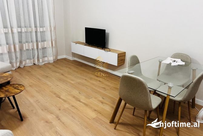 Shtepi me qera 2+1 ne Tirane - 500 Euro