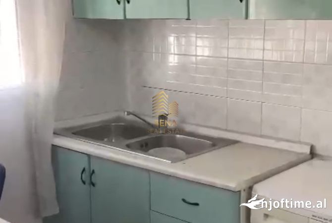 Shtepi me qera Garsoniere ne Tirane - 370 Euro