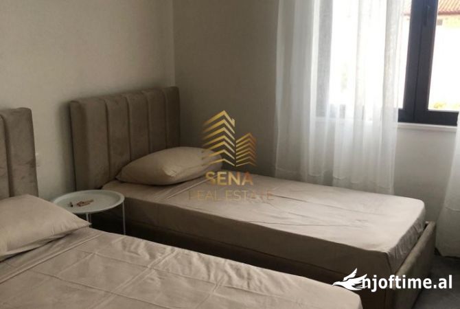 Shtepi me qera 2+1 ne Tirane - 700 Euro