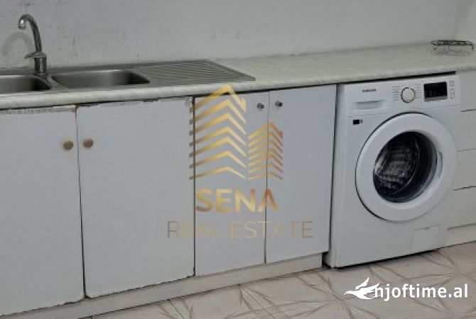 Shtepi me qera 2+1 ne Tirane - 400 Euro