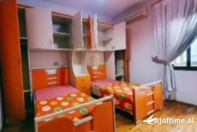Shtepi me qera 2+1 ne Tirane - 350 Euro
