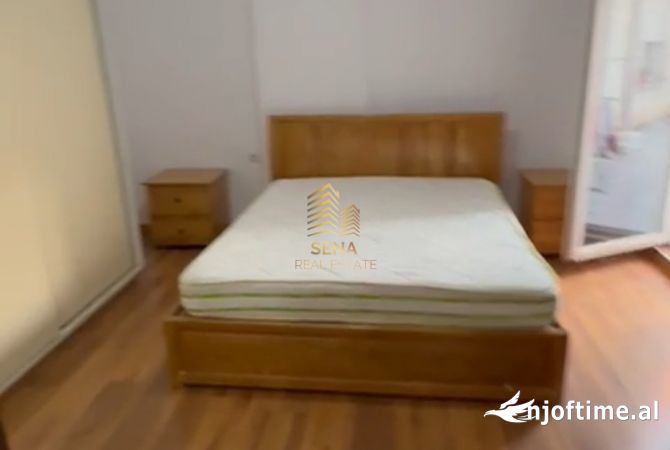 Shtepi me qera 2+1 ne Tirane - 400 Euro