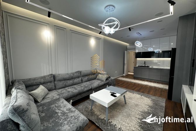 Shtepi me qera 2+1 ne Tirane - 1,000 Euro