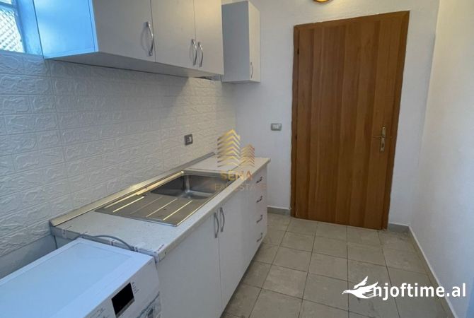 Shtepi me qera 1+1 ne Tirane - 950 Euro