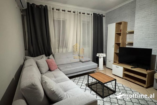 Shtepi me qera 2+1 ne Tirane - 400 Euro