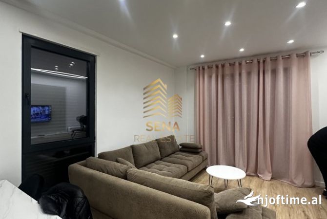 Shtepi me qera 3+1 ne Tirane - 800 Euro
