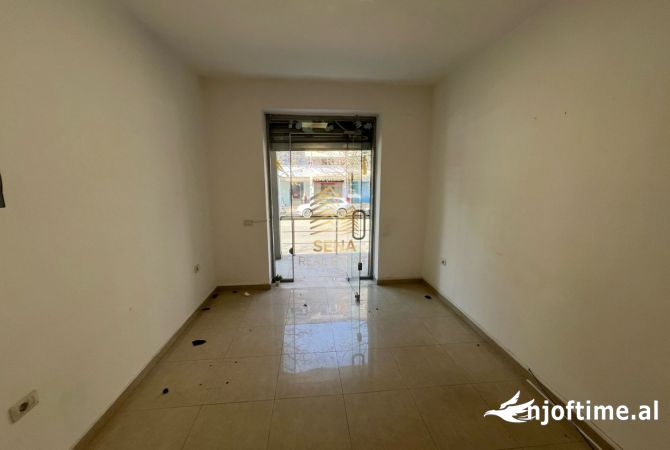 Ambient biznesi me qera 1+1 ne Tirane - 450 Euro