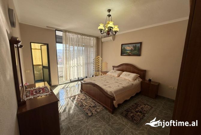 Shtepi me qera 2+1 ne Tirane - 650 Euro