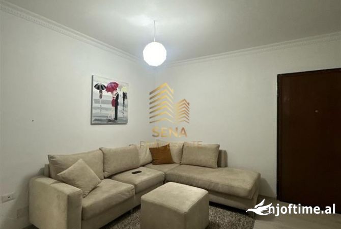 Shtepi me qera 1+1 ne Tirane - 470 Euro