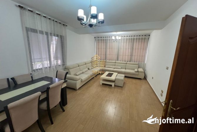 Shtepi me qera 2+1 ne Tirane - 550 Euro