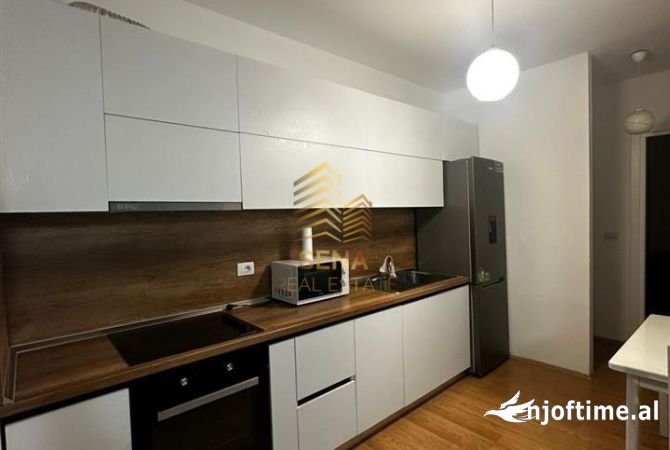 Shtepi me qera 2+1 ne Tirane - 700 Euro