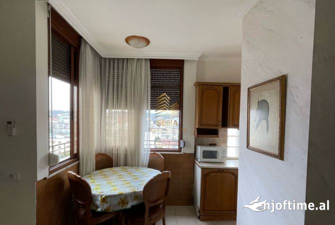 Shtepi me qera 2+1 ne Tirane - 550 Euro