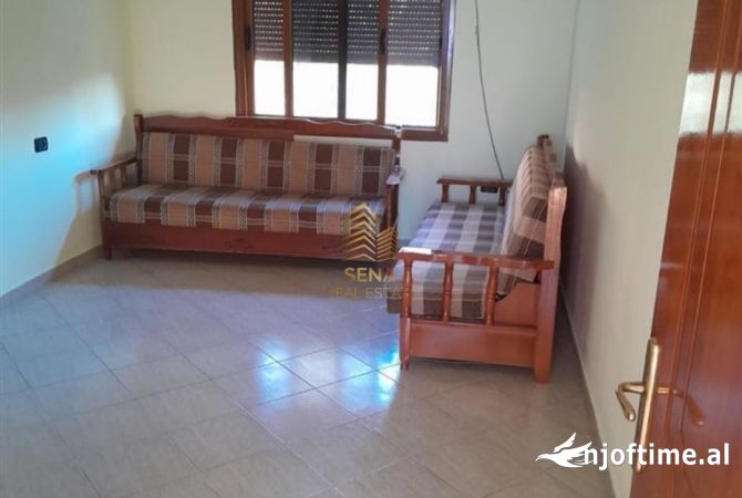 Shtepi me qera 2+1 ne Tirane - 300 Euro