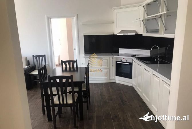 Shtepi me qera 2+1 ne Tirane - 700 Euro