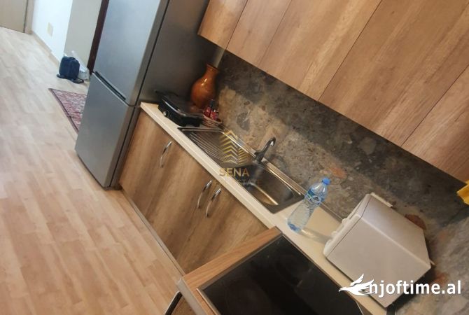 Shtepi me qera 1+1 ne Tirane - 450 Euro