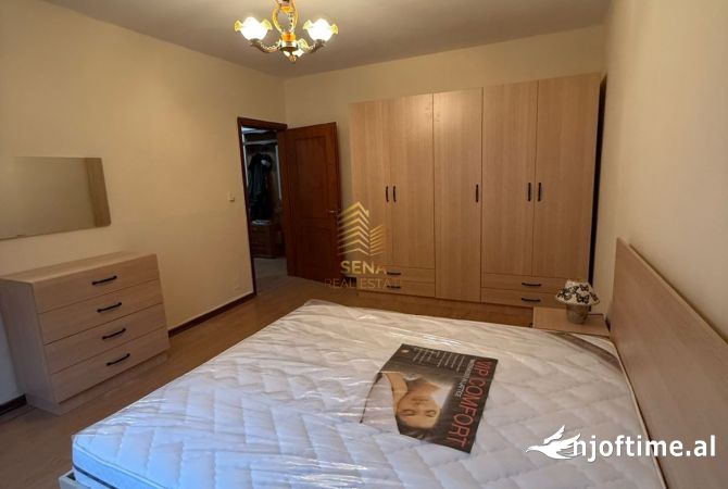 Shtepi me qera 2+1 ne Tirane - 550 Euro