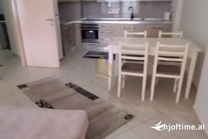 Shtepi me qera 2+1 ne Tirane - 500 Euro