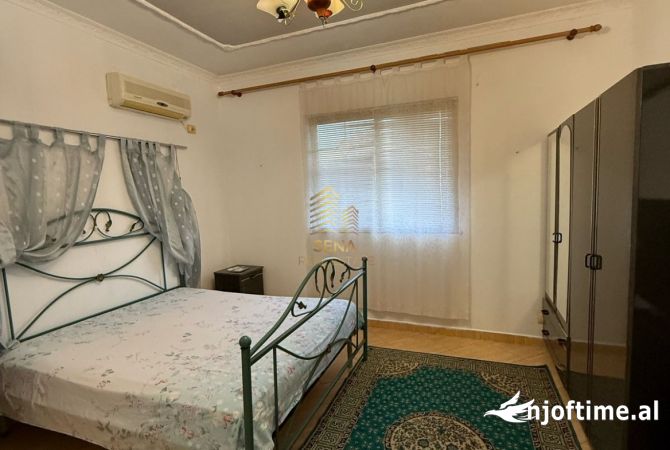 Shtepi me qera 2+1 ne Tirane - 400 Euro