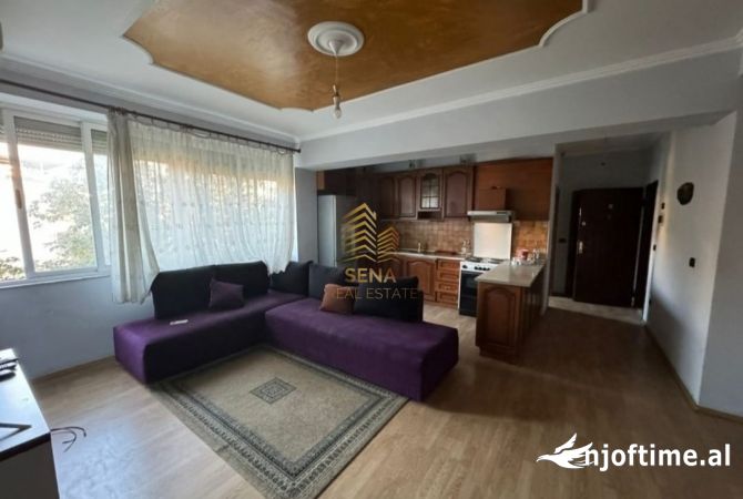 Shtepi me qera 2+1 ne Tirane - 600 Euro