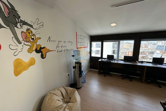 Ambient biznesi me qera 1+1 ne Tirane - 2,500 Euro