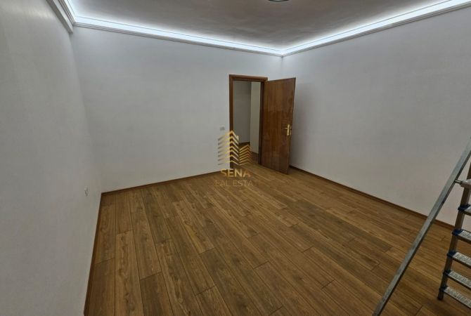 Shtepi ne shitje 2+1 ne Tirane - 240,000 Euro