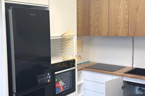 Shtepi me qera 1+1 ne Tirane - 450 Euro