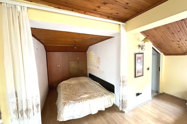 Shtepi me qera Apartament ne Tirane, 2+1, Mobilimi E mobiluar, Pagesa 550  Euro.