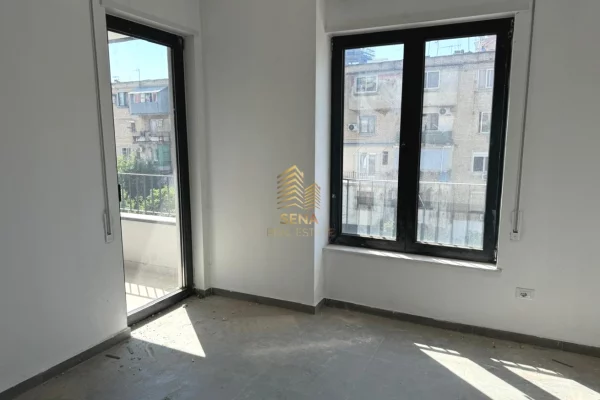 Business Property for Rent 1+1 in Tirana - 500 Euro