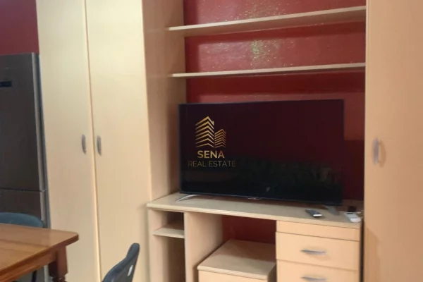 Shtepi me qera 1+1 ne Tirane - 400 Euro