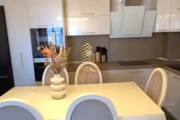 Casa in affitto 2+1 a Tirana - 1,000 Euro