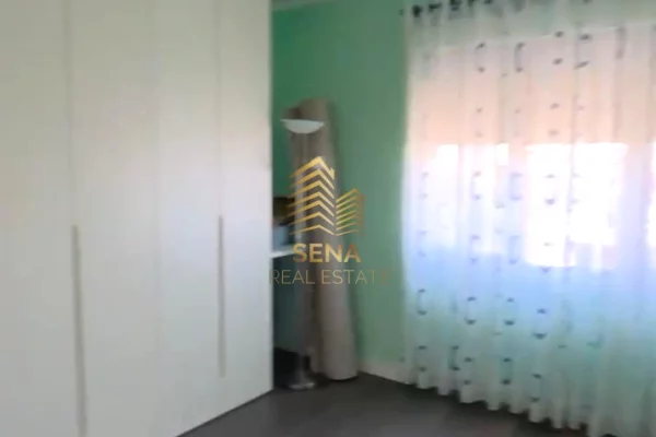 Shtepi me qera Apartament ne Tirane, 2+1, Mobilimi E mobiluar, Pagesa 1,000  Euro.