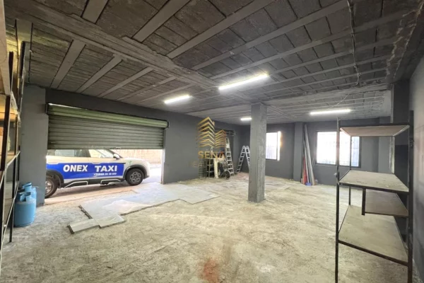 Business Property for Rent 4+1 in Tirana - 800 Euro